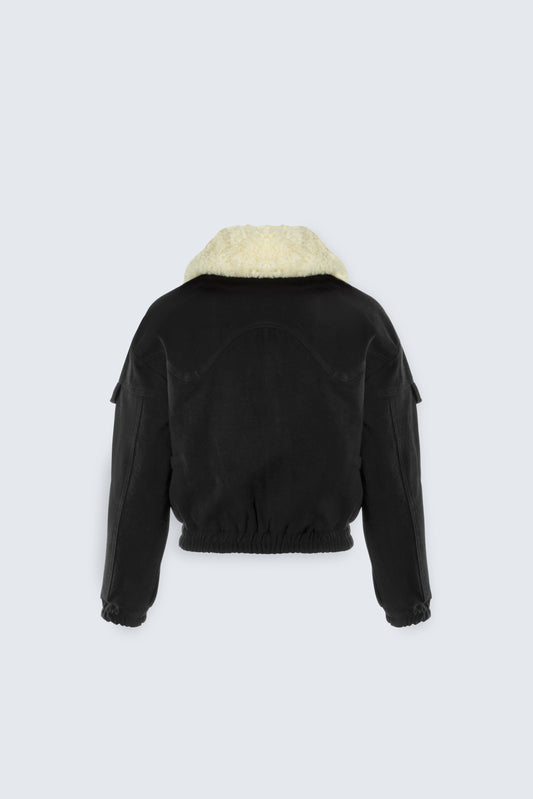 Natural fur, Black Shirt Collar